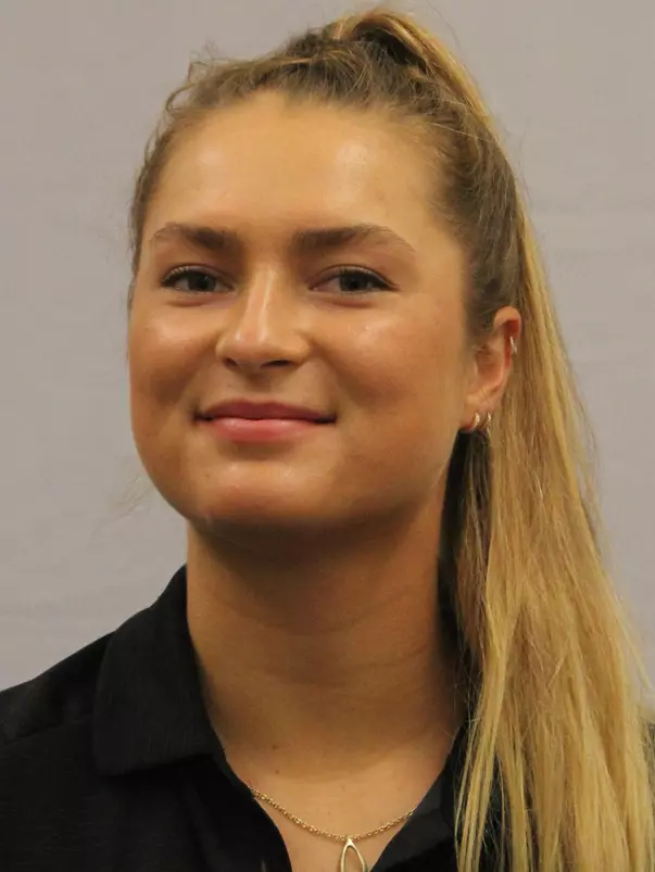 Olyphant headshot 2021