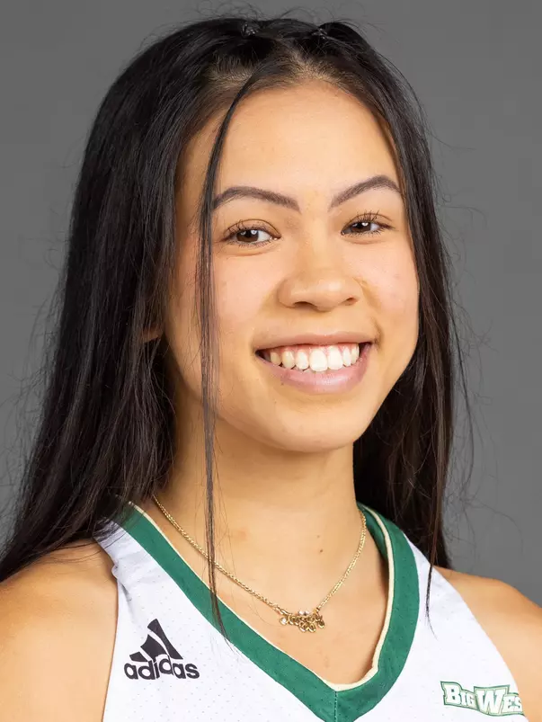 Jazzy Anousinh headshot 2021-22