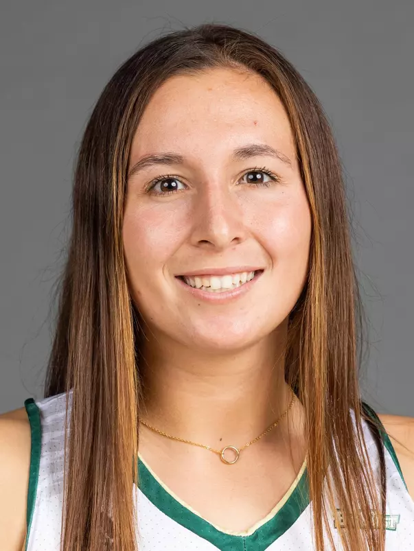 Lily Svetich headshot 2021-22