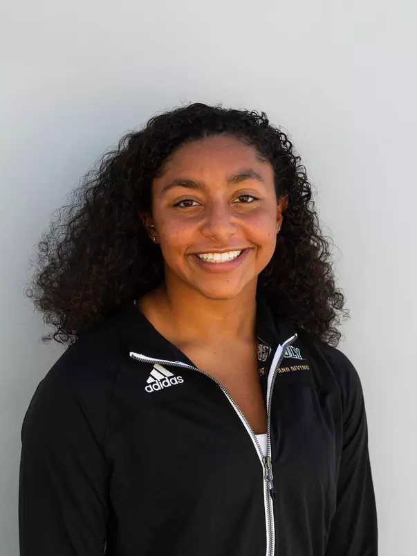 Alexa Porter headshot 2020-21