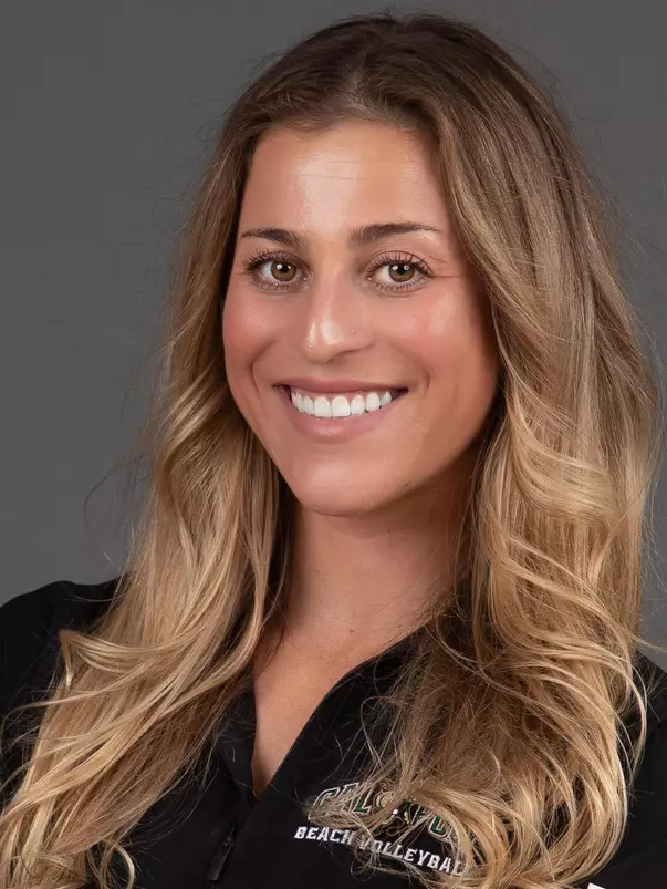 Hannah Rogers 2021 Headshot