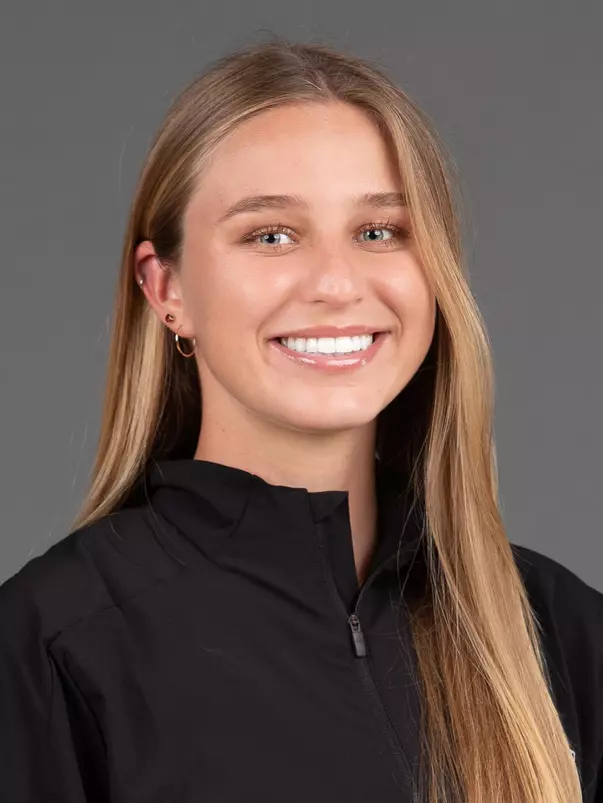 Laurie McGrath 2021 Headshot