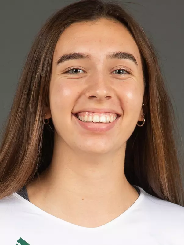 Annabelle Thalken headshot 2021