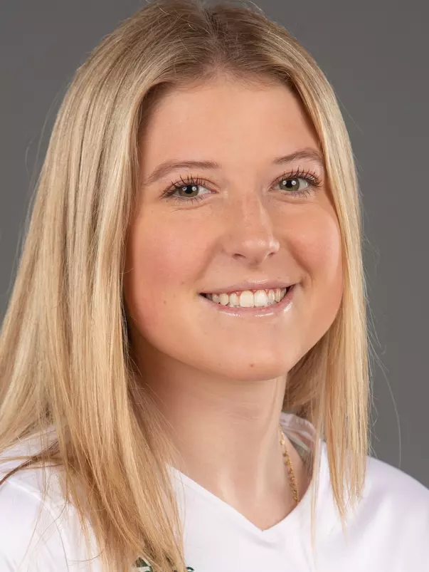 Grace King headshot 2021