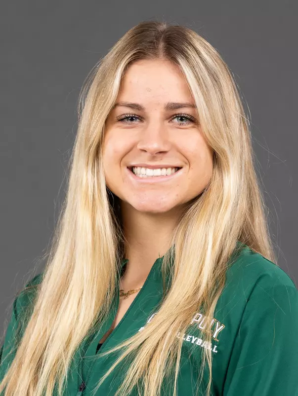 Peyton Dueck Beach 2022