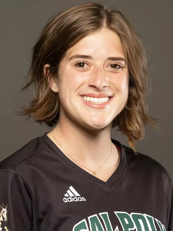 2022 Mary Norman headshot