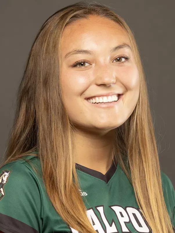 Kerry Wakasa 2022 headshot