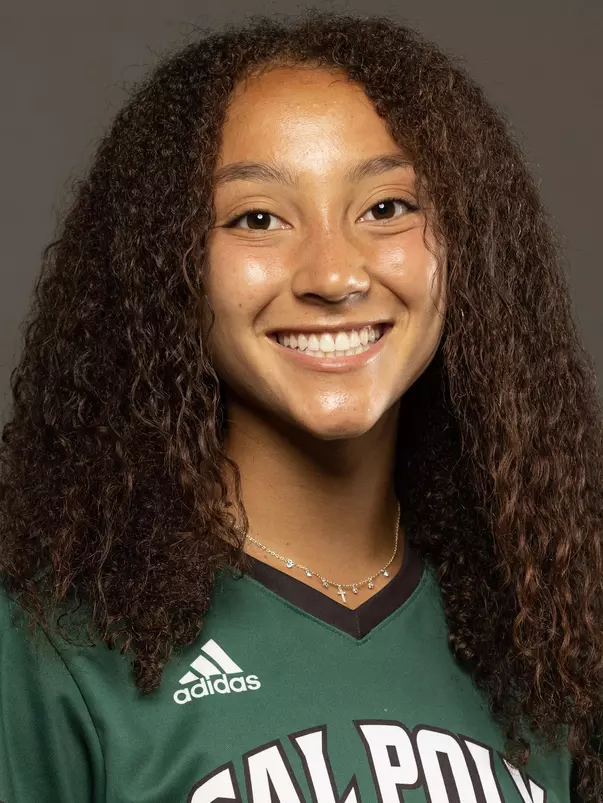 2022 Emma Brown headshot