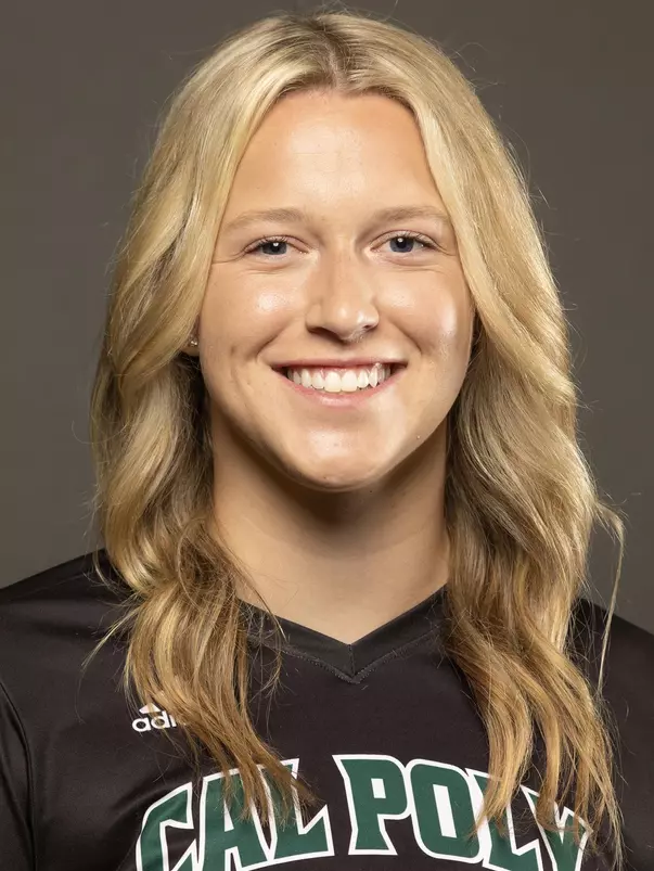 Mackenzie Samuel 2022 headshot