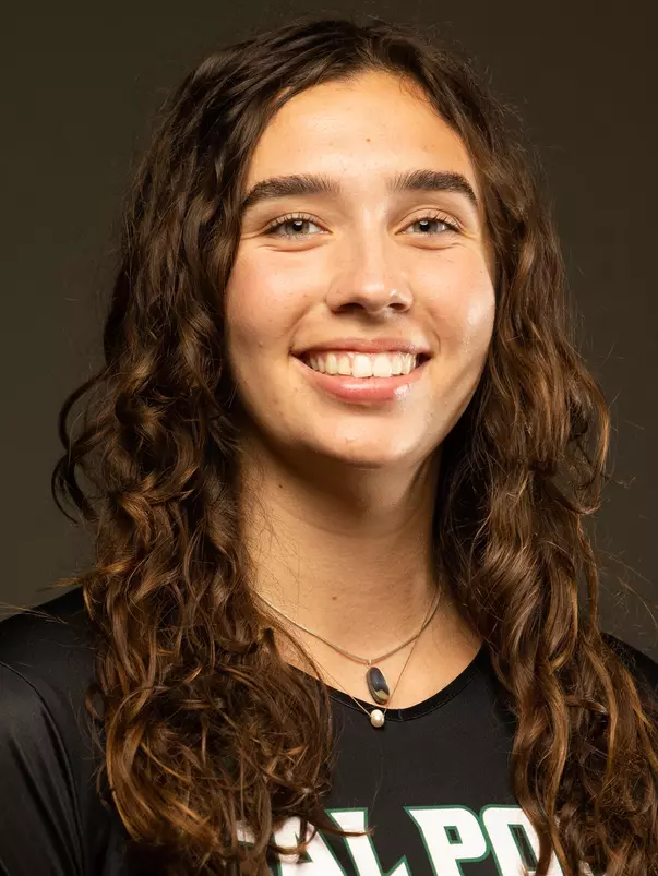 Annabelle Thalken headshot 2022