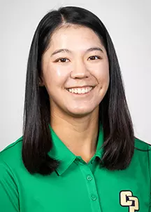 Elizabeth Scholtes head shot.