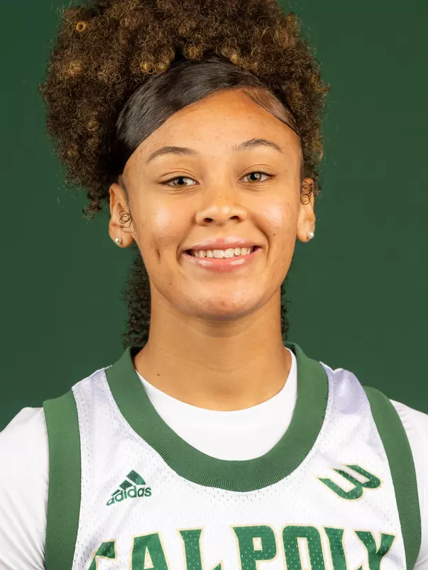 Diamond Richardson headshot 2023