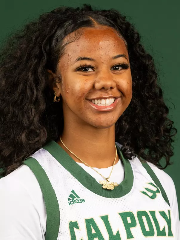 Sidney Richards headshot 2023