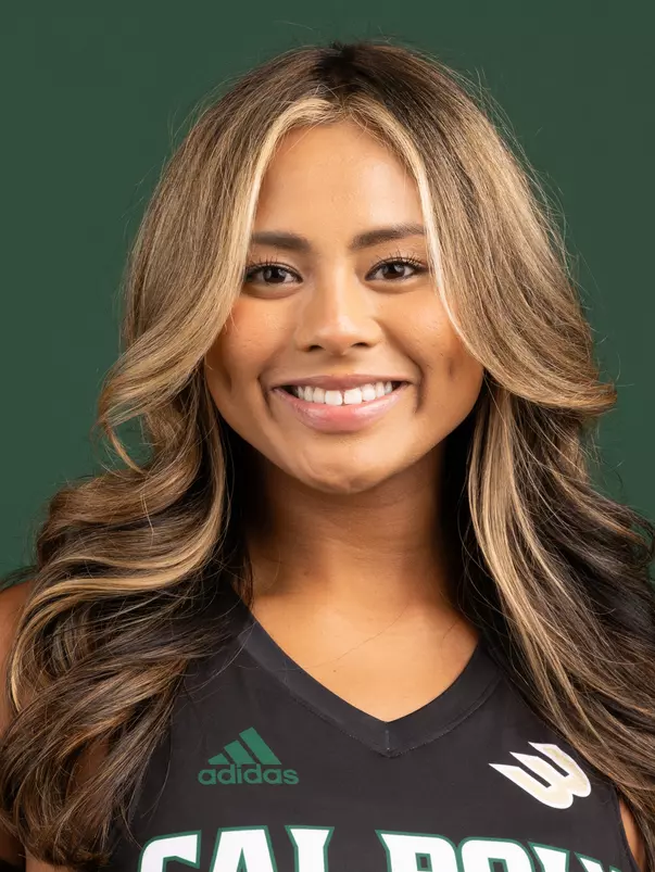 Helena Perez headshot