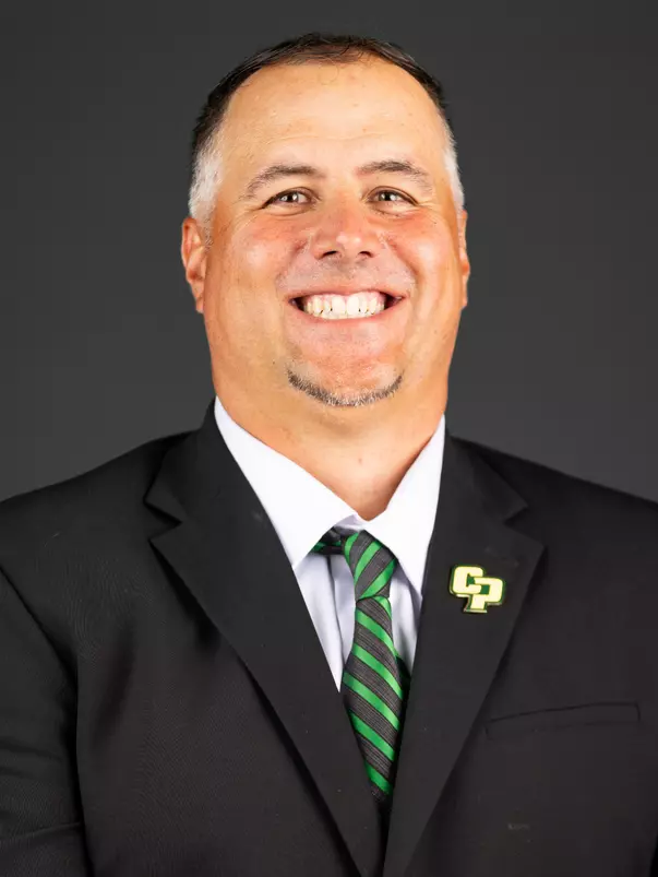 Sheldon Cross headshot