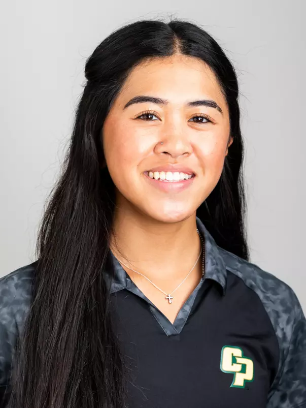 Triana Fernando headshot 2023