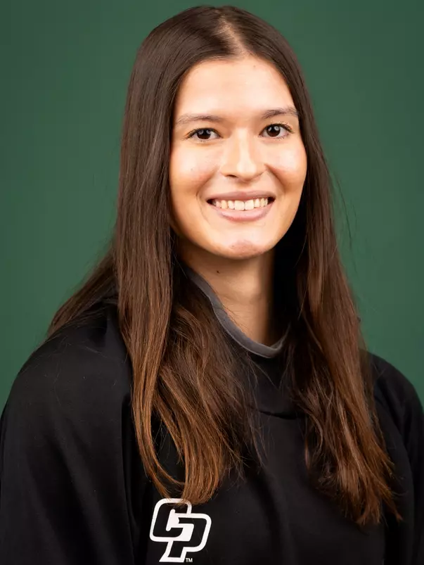 Emma Lim Track & Field. Photo by Owen Main 1/6/24