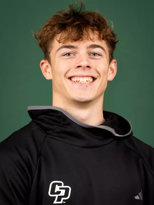 Isaac Knapp Track & Field. Photo by Owen Main 1/6/24