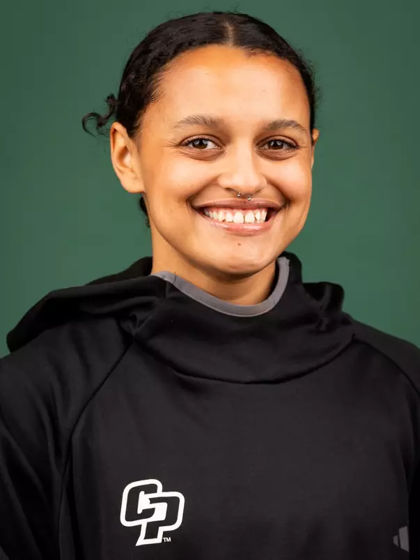 Jadyn Snaer Track & Field. Photo by Owen Main 1/6/24