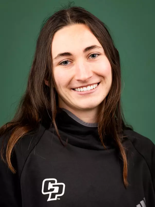 Lexi Evans Track & Field. Photo by Owen Main 1/6/24