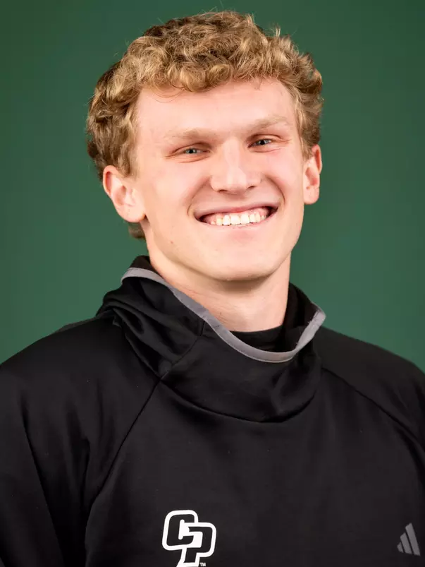 MacGregor TeSelle Track & Field. Photo by Owen Main 1/6/24