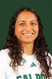 Annika Shah Headshot 2024
