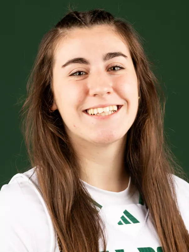 Carmela Fontes Headshot 2024