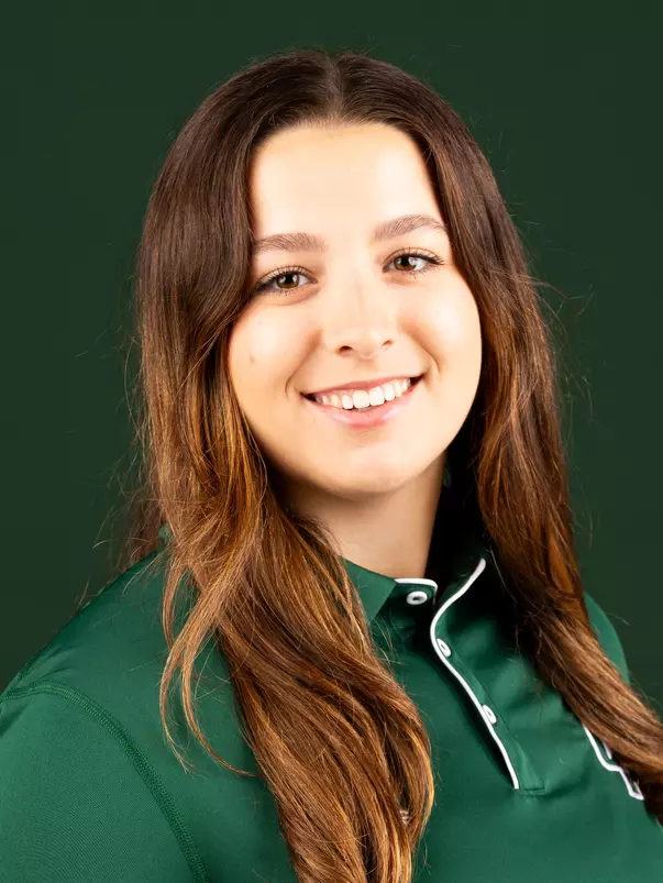 Eve DeGeronimo headshot