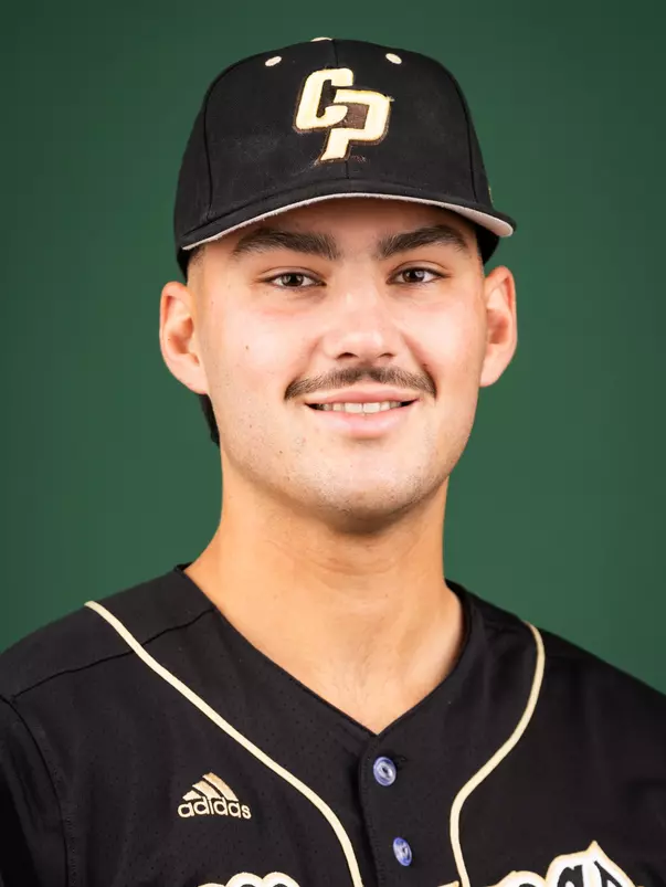 Evan Tomlinson headshot 2024