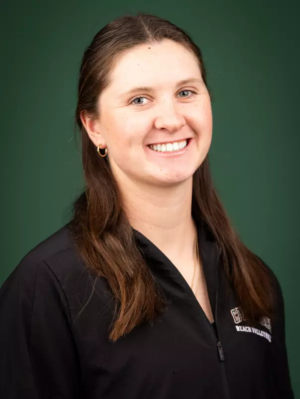 Ella Connor headshot 2024