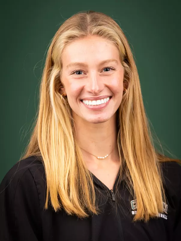 Emma Zuffelato headshot 2024