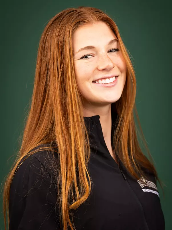 Marina Warren headshot 2024