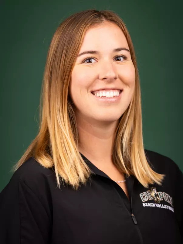 Piper Naess headshot 2024