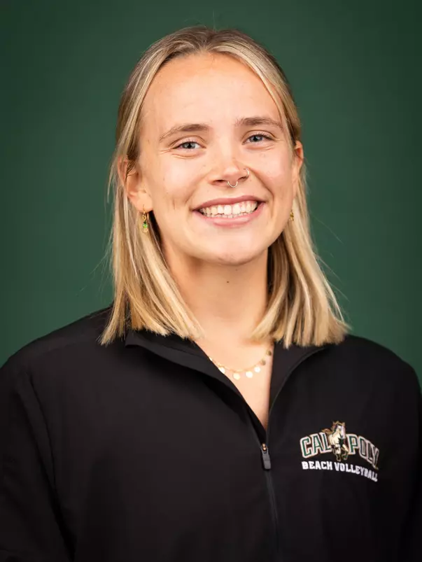 Tessa Gallo headshot 2024