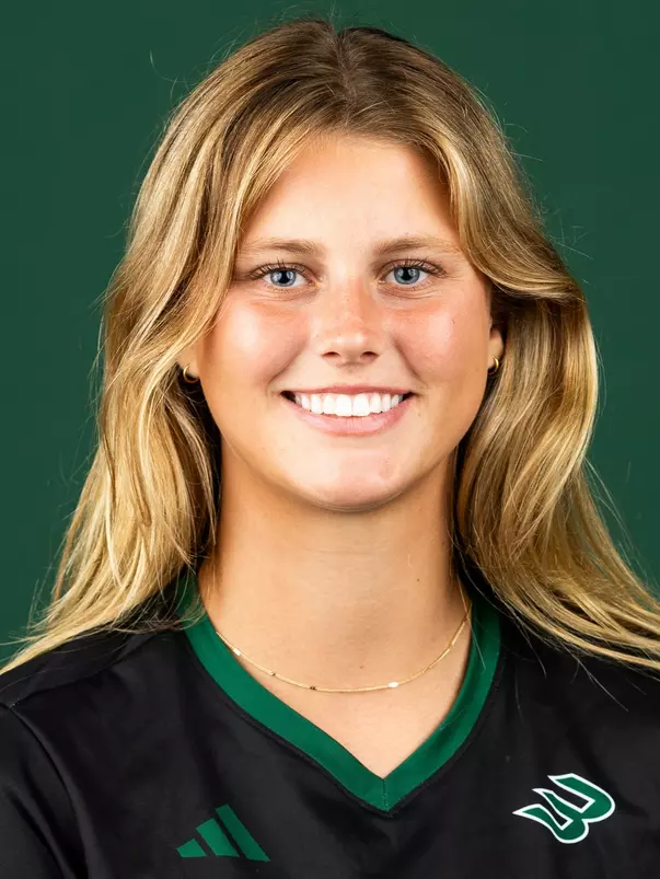 Jessie Halladay ( 25 )
Women's Soccer
Cal Poly Athletics Media Day
Photo by Owen Main 7/31/24