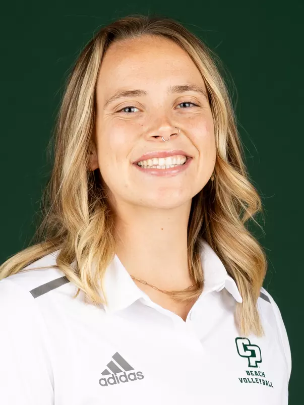 Tessa Gallo headshot 2025