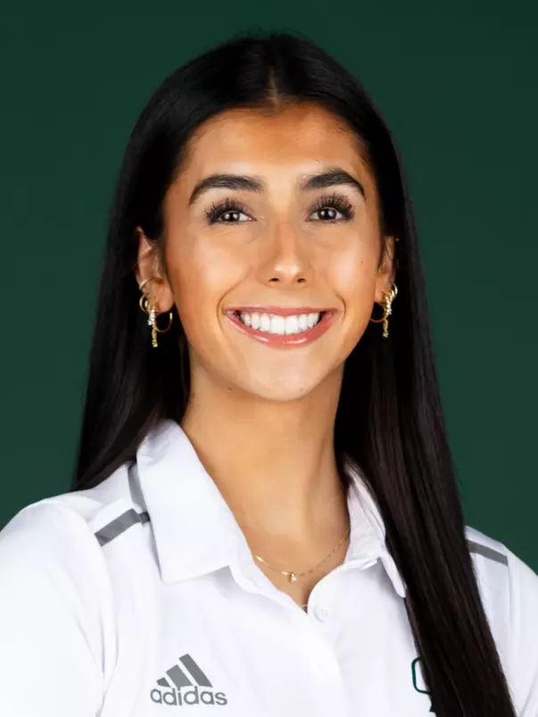 Sophia Elwell headshot 2025