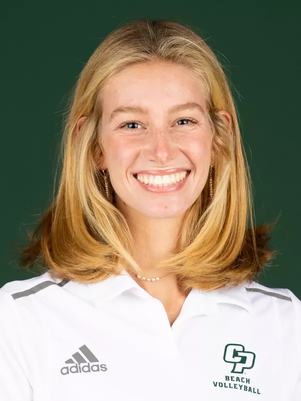 Emma Zuffelato headshot 2025