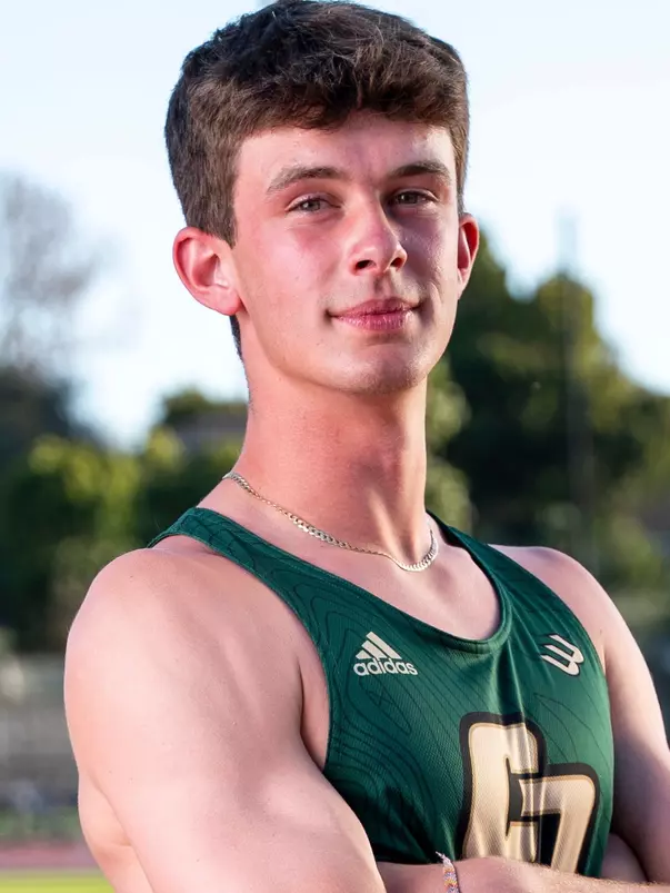 Track & Field Portrait Shoot
Photo by Ayden Gregory 2-26-25