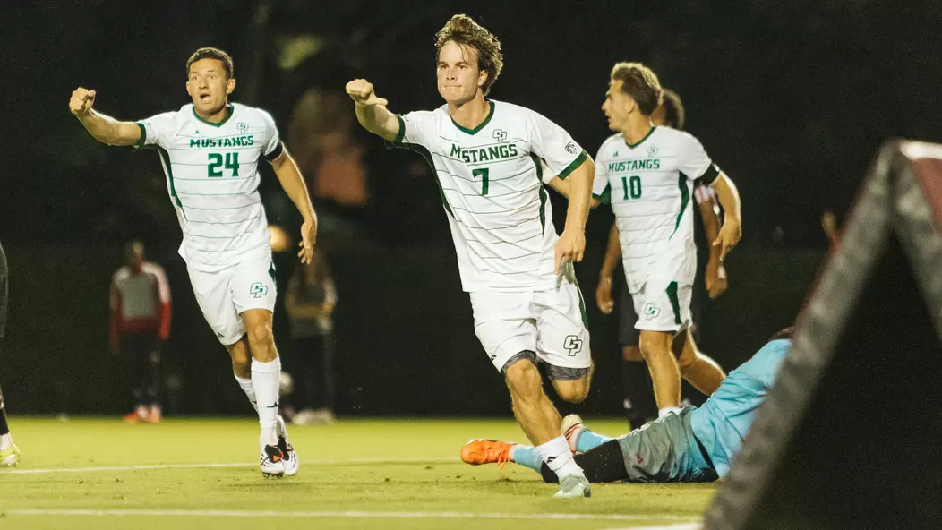 Linas Game-Winner LMU (Briote-Johnson)