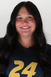 Ngo, Mia
