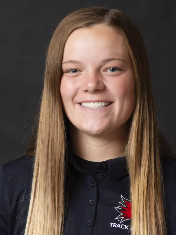 Baylee Beard headshot