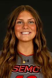 Ava Mathews Headshot