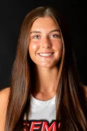 Hailey Buckman headshot