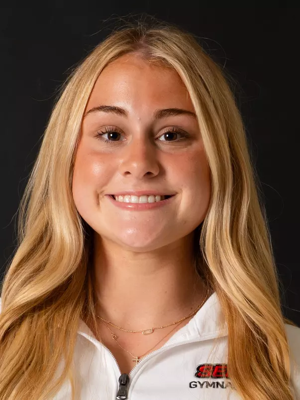 Emily Johnson headshot