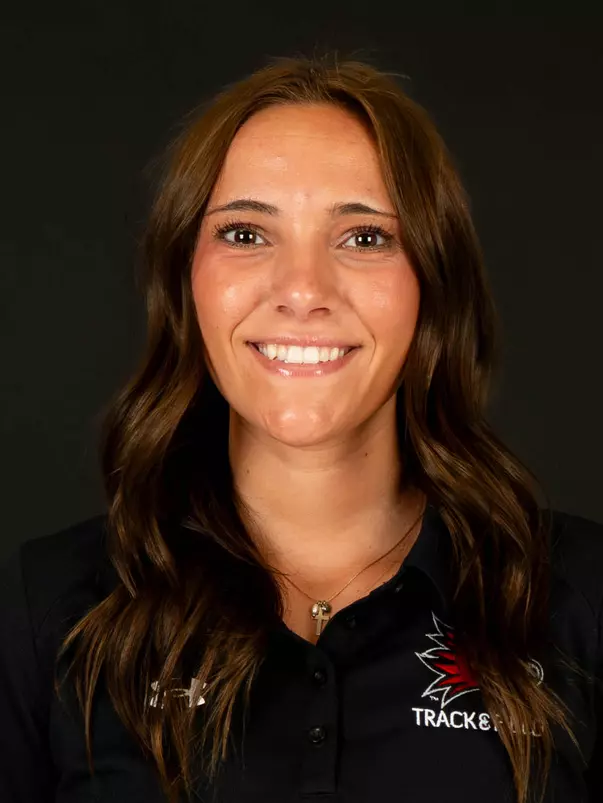 Carly Christians Headshot