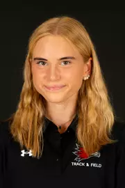 Nova Ojutkangas Headshot