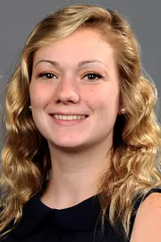 Kalli Roebelen headshot