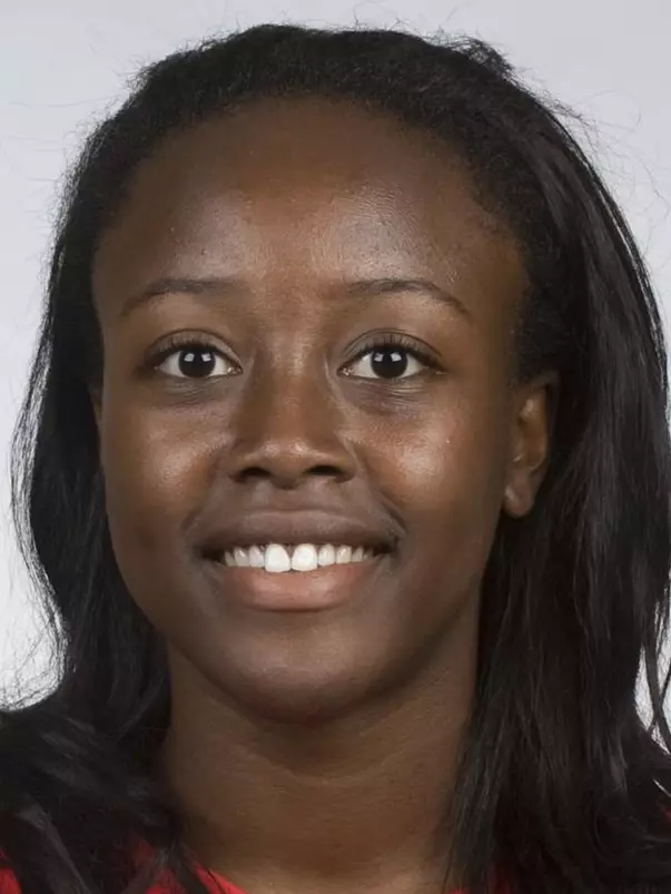 Yinka Fasehun - Headshot