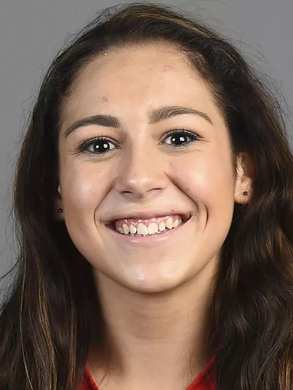 Zoe Meinelschmidt - Headshot